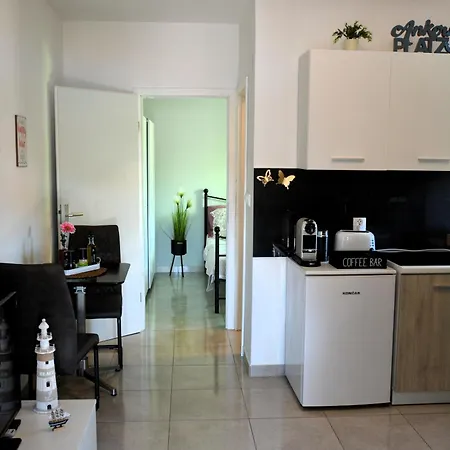 Maris * Rogoznica (Sibenik-Knin)