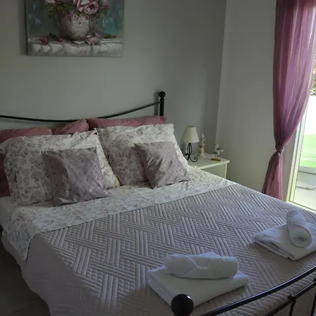 Maris Apartment