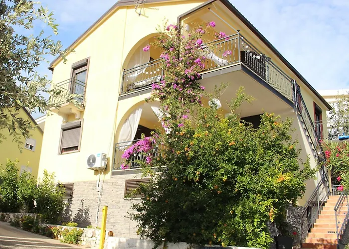 Maris Rogoznica (Sibenik-Knin)